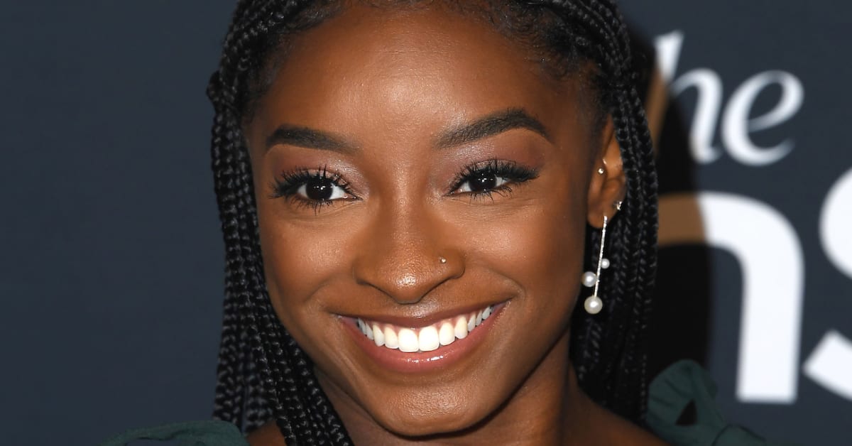 Simone Biles Put Her Abs On Display In Shimmery Blue Bikini Swimsuit Si