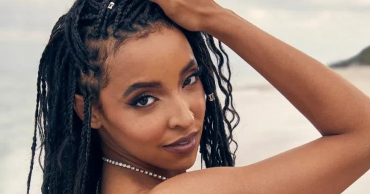 R B Singer Tinashe Wore A Brilliant Crystal Bikini While In Florida Swimsuit Si