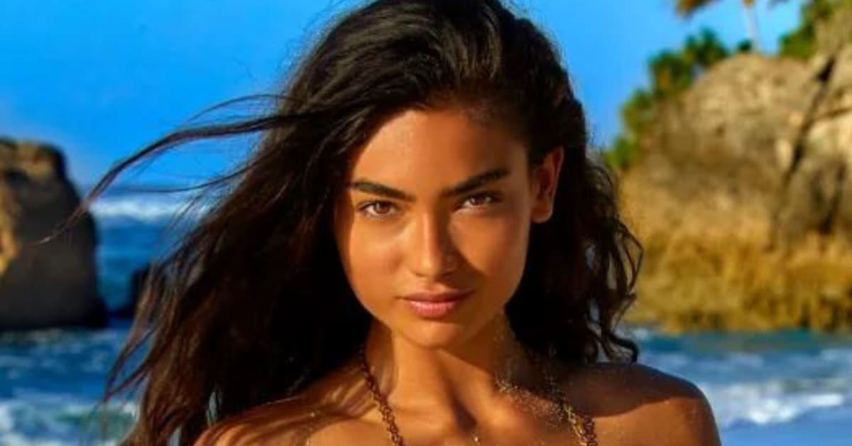 Kelly Gale Wore A Necklace As A Bikini Top During Her Photoshoot In
