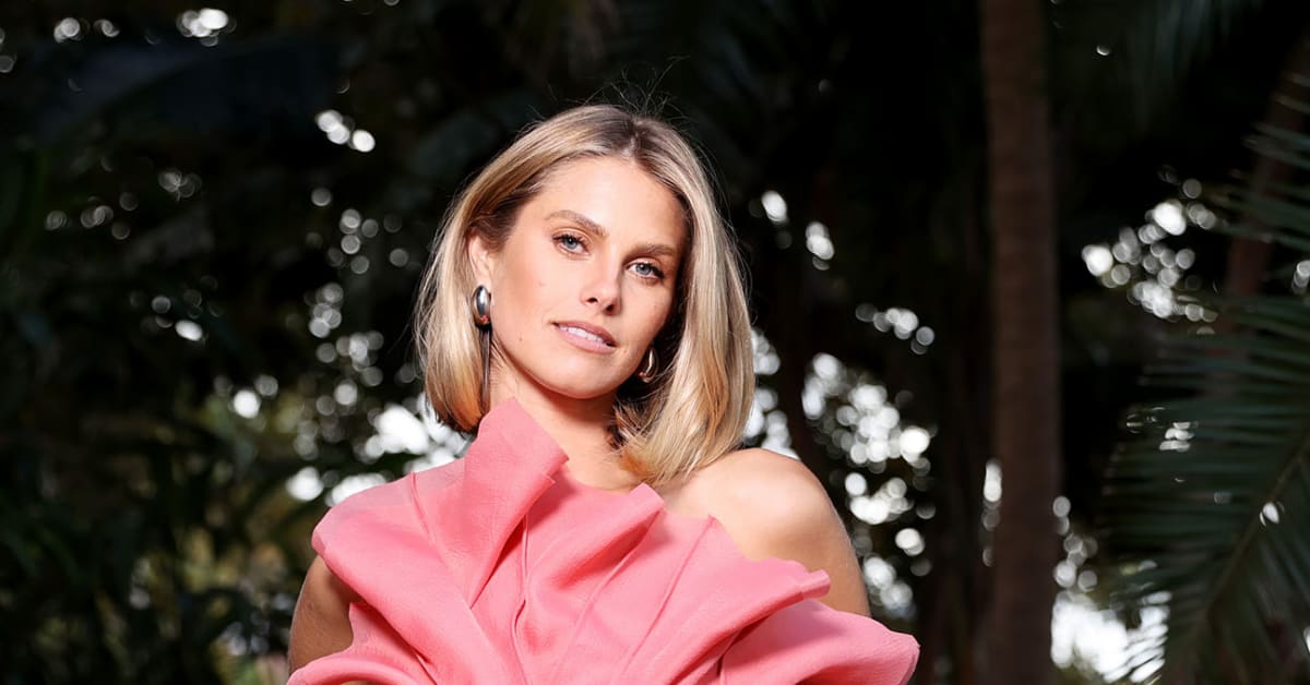 Australian Model Natalie Roser Poses Beachside In The Sweetest Scrunchy Floral Bikini Swimsuit