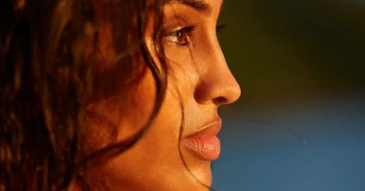 WNBA Star Skylar Diggins Smith Proves Blue Is Her Color In These 6 Bikini Pics Swimsuit SI