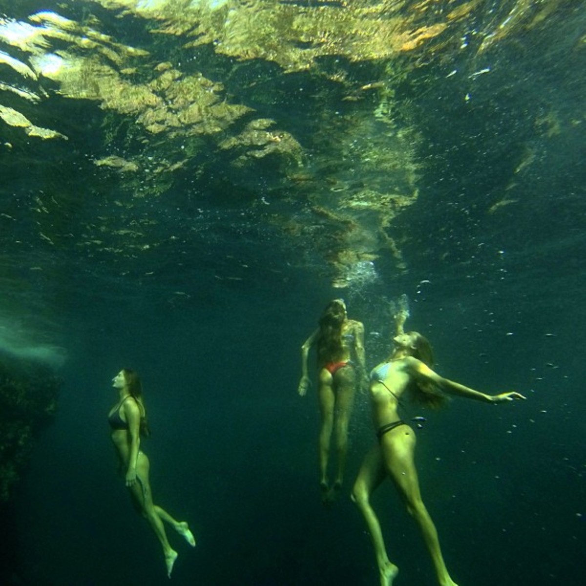 Голые под водой 47 фото