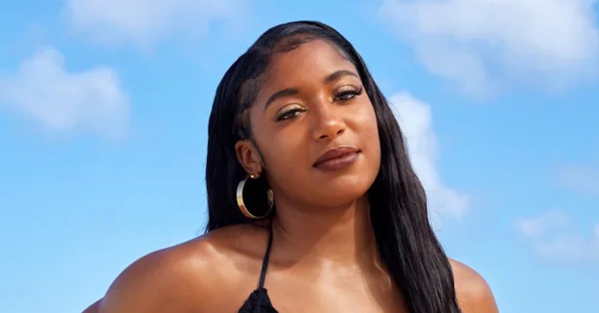 8 Powerful Photos of the Stunning WNBA Free Agent Te’a Cooper in St