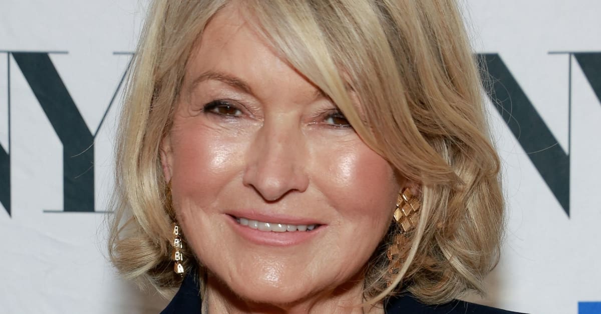 Martha Stewart Proves Why She S A 2023 SI Swim Cover Model In Glam   Untitled Design 8 