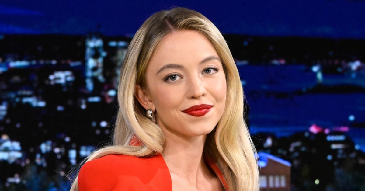 Sydney Sweeney Is a Total Dream in Figure-Hugging Red Dress - Swimsuit ...