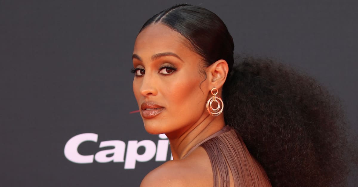 Skylar Diggins-Smith Glows in Her Figure-Hugging Champagne Silk Gown