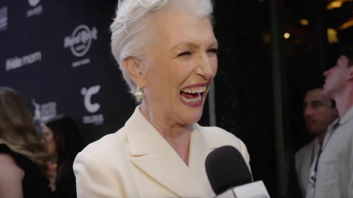 Maye Musk Covers Sports Illustrated Swimsuit Issue in Glamorous Style –  Rvce News