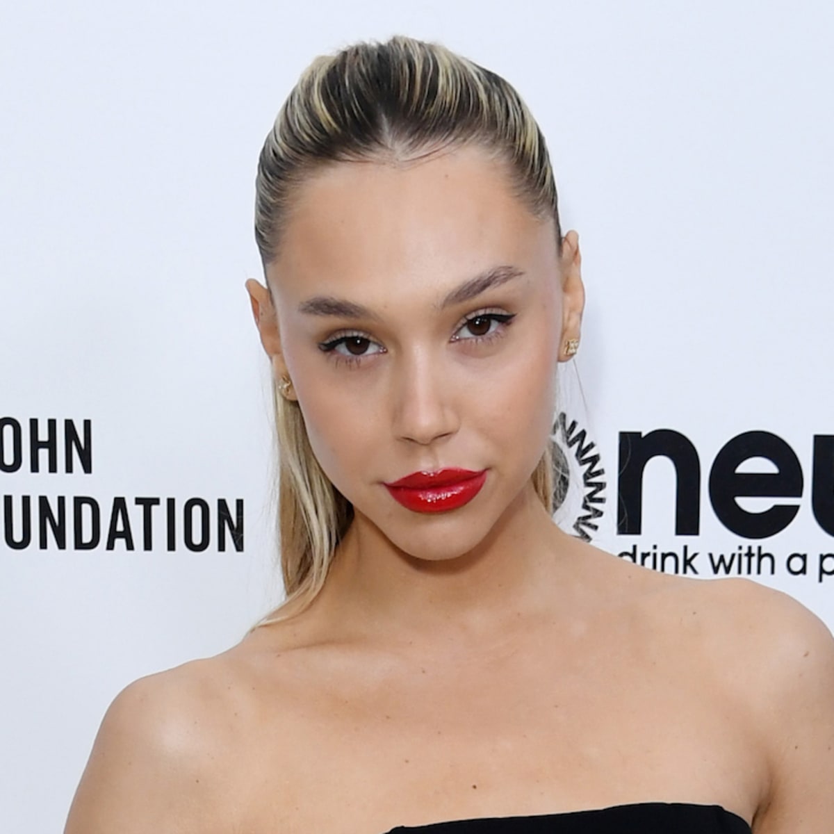 Alexis Ren Takes on the Color of the Season in Sheer Lace-Trimmed Skirt -  Swimsuit