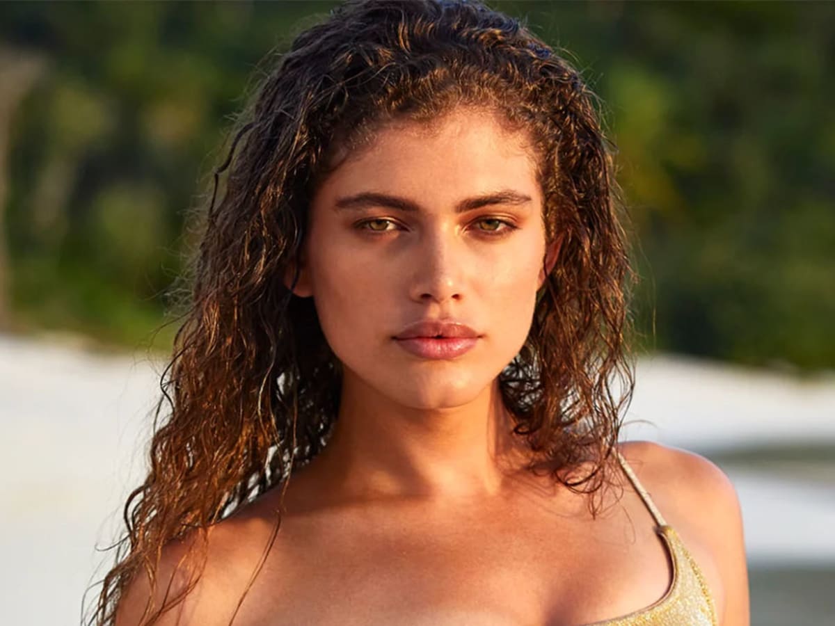 7 Photos From Valentina Sampaio's Historical 2020 SI Swimsuit