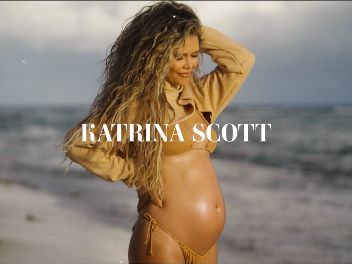Katrina Scott Makes History as the First Visibly Pregnant Model in the SI  Swimsuit Issue - Swimsuit