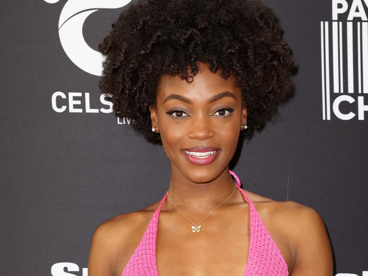 Tanaye White: only black Sports Illustrated model I've seen with an Afro. :  r/Blackcelebrity