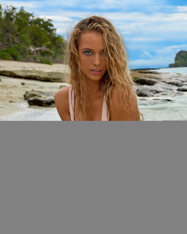 Micro Bikini Set Hannah Ferguson