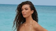 Erin Willerton was photographed by Yu Tsai in the Bahamas.