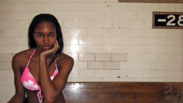 09_damaris-lewis_portrait_01.jpg