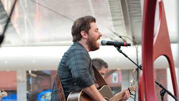 Chris Young at SwimVille