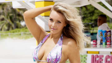 SWIM179_TK2_06896_0.JPG