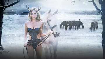 hannah-davis-our-new-girlfriend-award-1.jpg