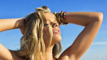 Valerie van der Graaf 2014 Swimsuit 1
