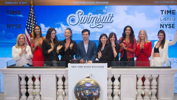 Mia Kang, Lais Ribeiro, Myla Dalbesio, Bianca Balti, Vita Sidorkina, Kelly Gale :: Photo courtesy of NYSE