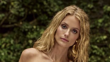 Kate Bock was photographed in Belize by Yu Tsai for SI Swimsuit 2022.
