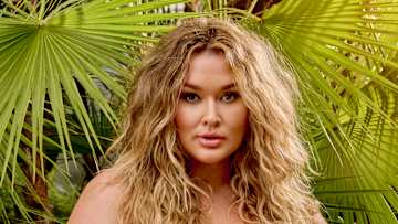 Hunter McGrady was photographed by Yu Tsai in Belize for SI Swimsuit 2022.