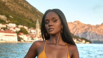 Duckie Thot