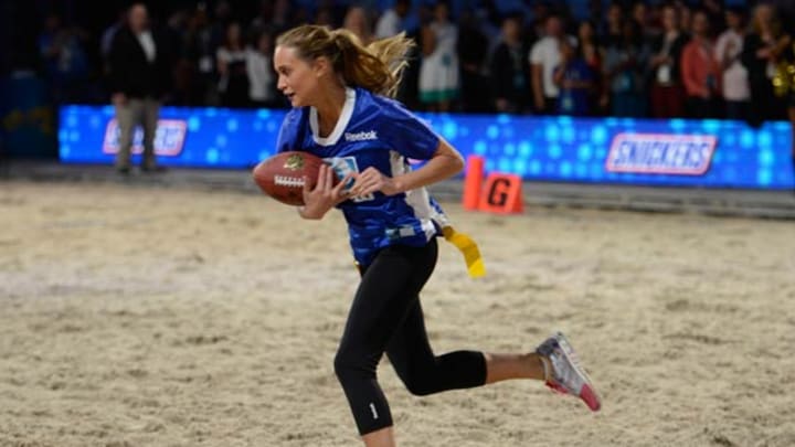 hannah-davis-beach-football.jpg