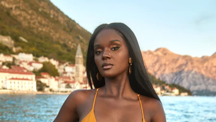 Duckie Thot