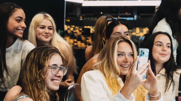 Camille Kostek and UCF students at the Maybelline beauty bar. Camille Kostek and UCF students at the Maybelline beauty bar.