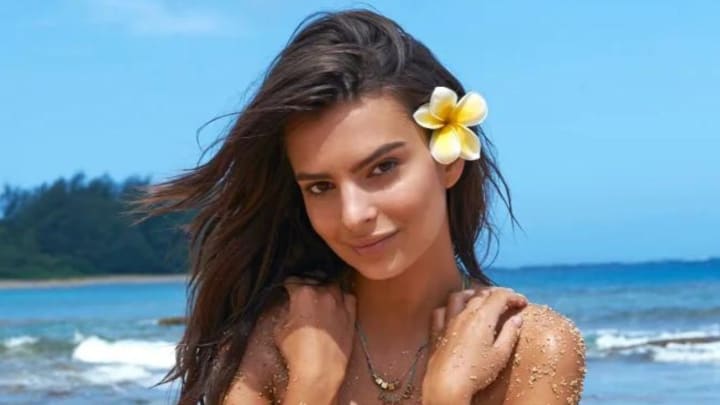 Emily Ratajkowski Emily Ratajkowski