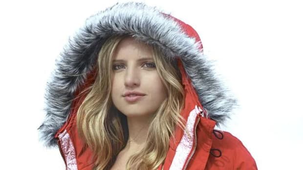 5 Incredible Photos of Retired Snowboarder Clair Bidez in Canada