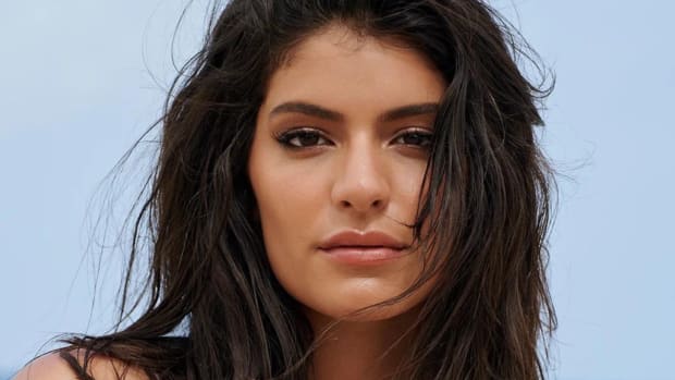 8 Incredible Photos of Swim Search Finalist Manuela Alvarez Hernandez in the Bahamas