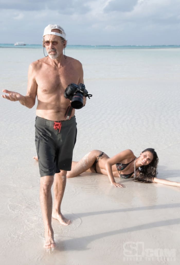 08_daniella-sarahyba_behind_09.jpg