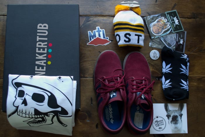 SneakerTUb.jpg