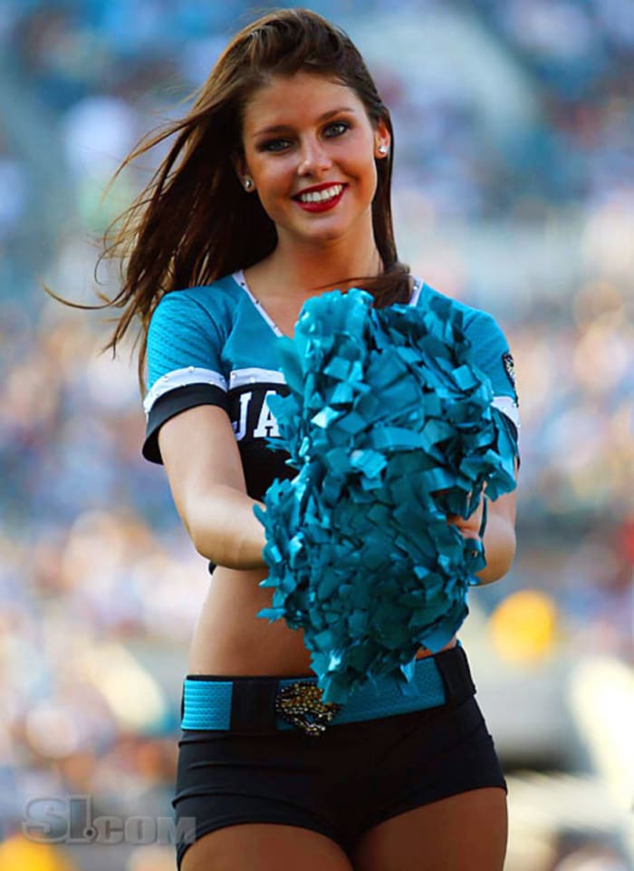 Erin Carlisle - NFL Cheerleader - 2008 Sports Illustrated Swimsuit