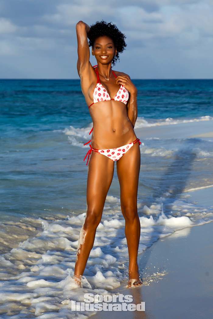 078083670_12_adaora_21.jpg