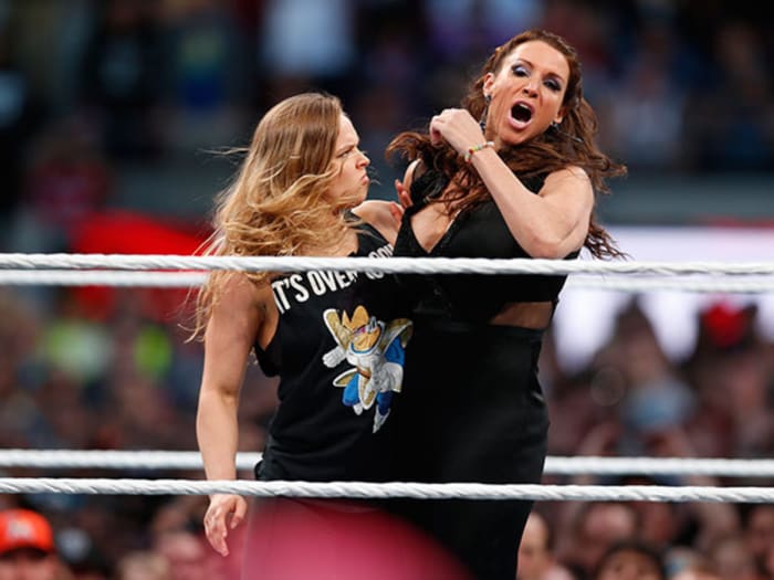 ronda-rousey-wrestlemania-1.jpg