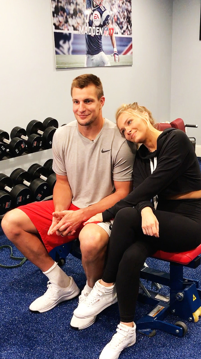 Rob Gronkowski & Camille Kostek Reveal Nightly Routine During Quarantine,  Plus: His Reaction to Her SI Spread