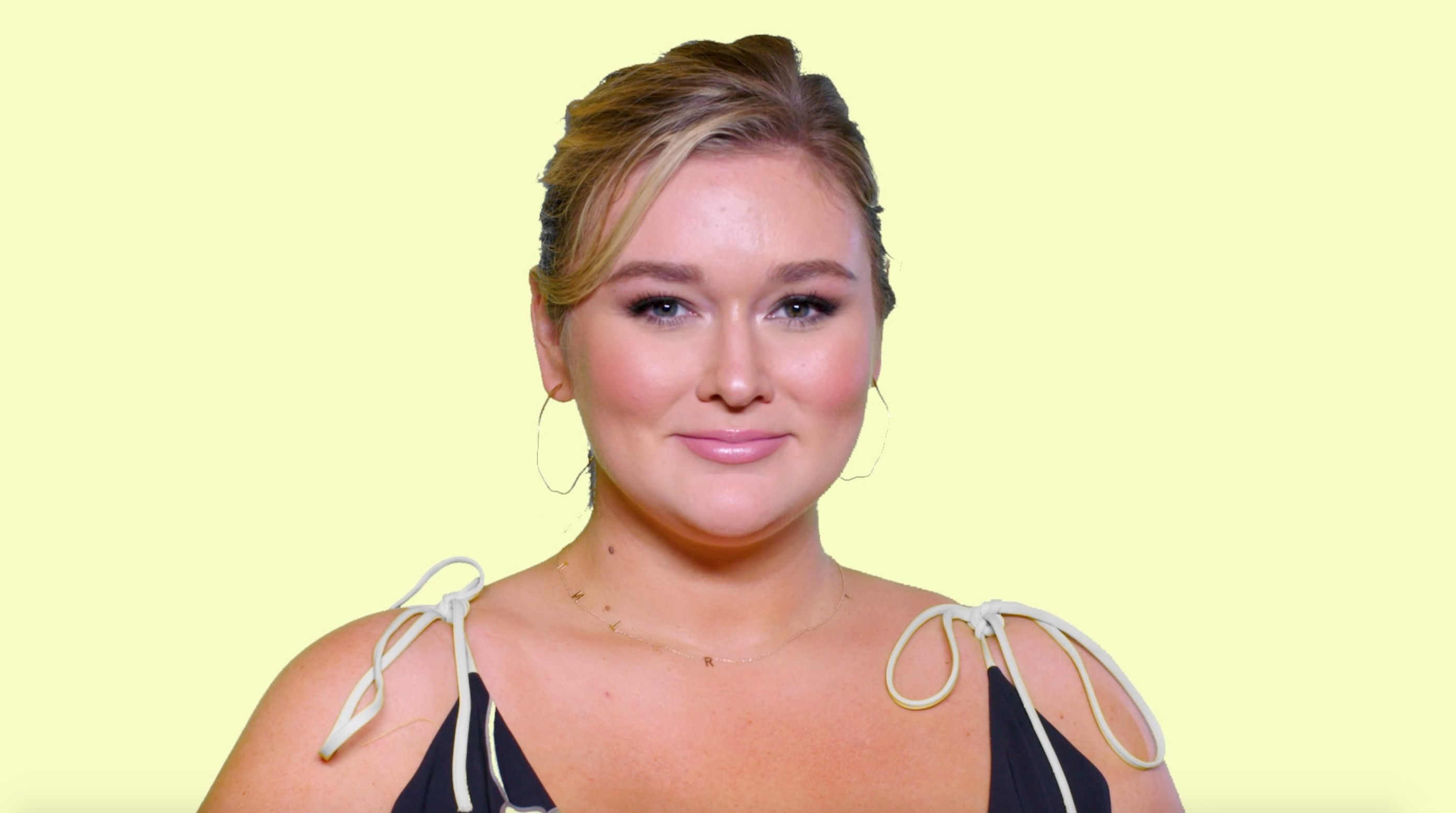 Deep Dive With Hunter McGrady - Swimsuit | SI.com