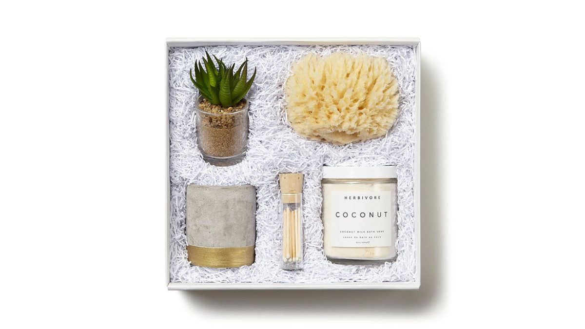 Give A Gorgeous Environmentally Friendly Gift This Year – Just Gorgeous  Studio