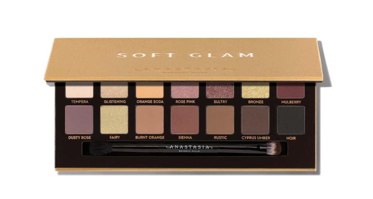 Soft Glam Eyeshadow Palette