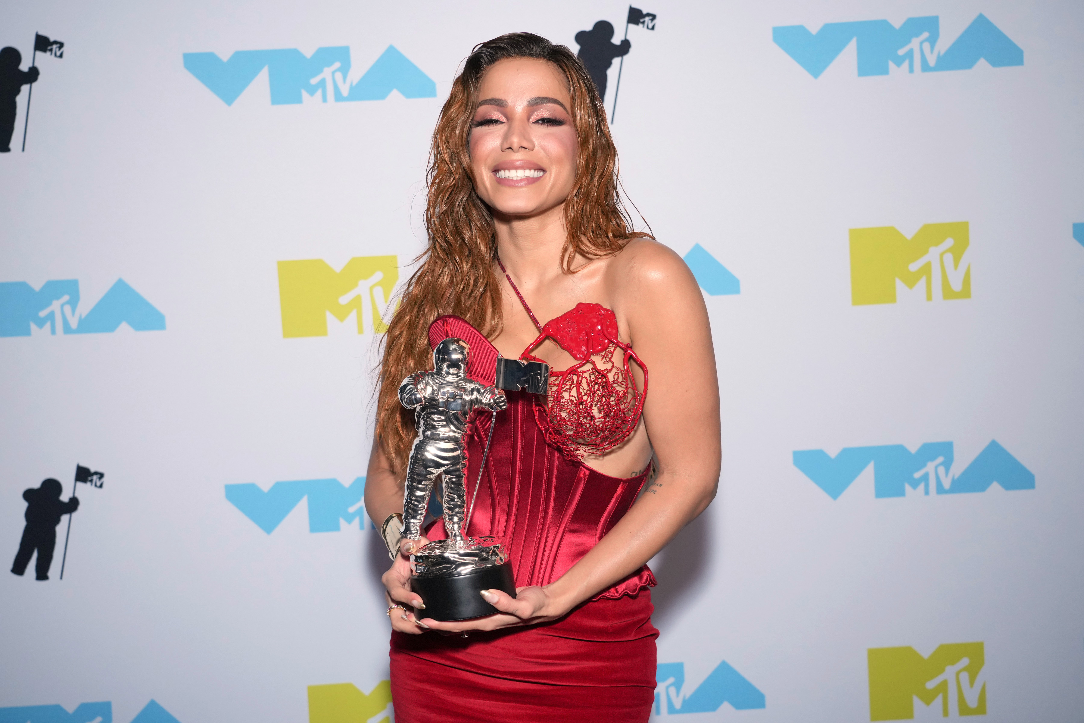Anitta winner of MTV Video Music Award for Best Latino Artist is seen backstage at the 2022 MTV VMAs at Prudential Center on August 28, 2022 in Newark, New Jersey. 
