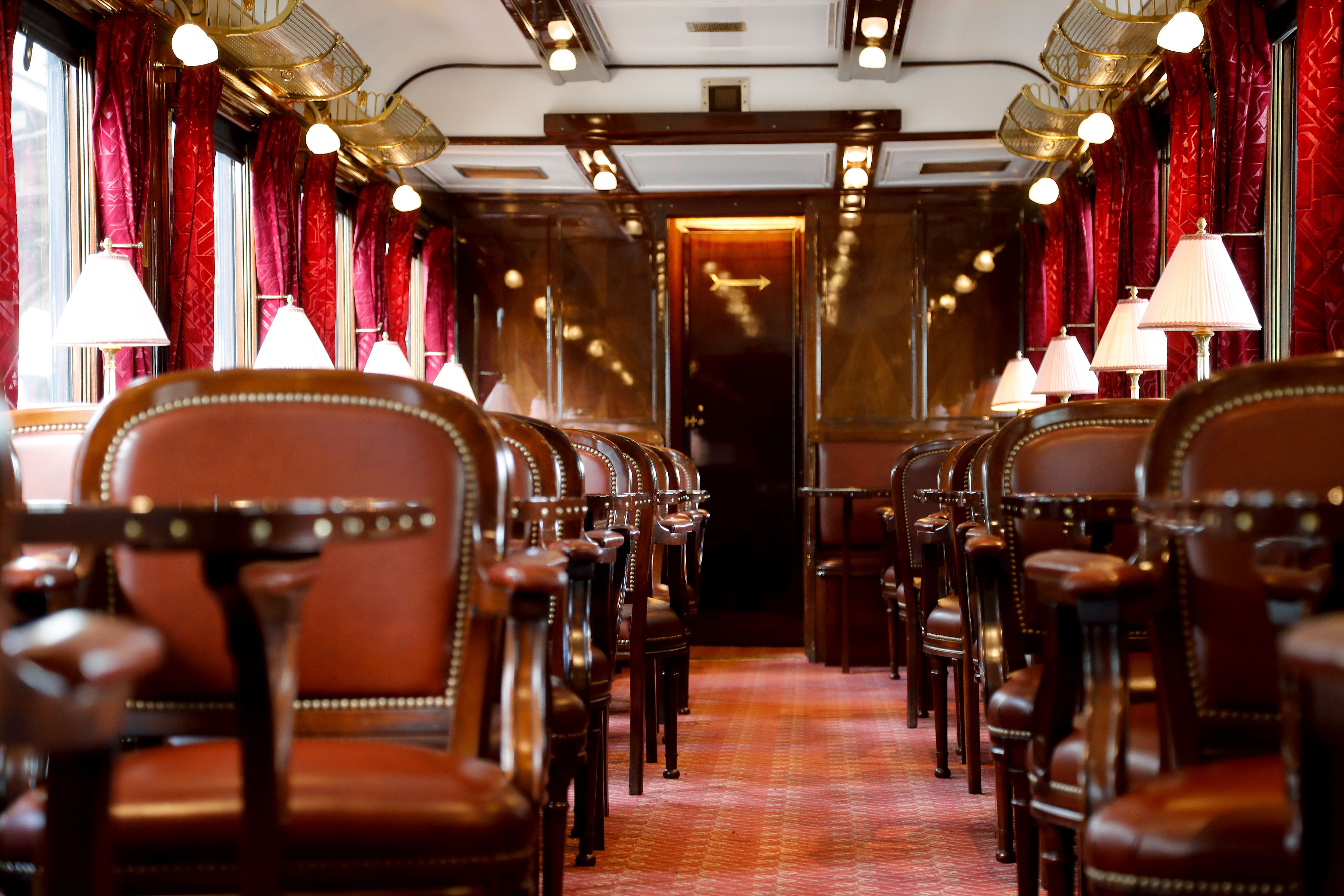 A picture taken on September 15, 2018 shows the restaurant coach "Anatolie" of the legendary train "Orient Express" in Paris during the European Heritage Day. 