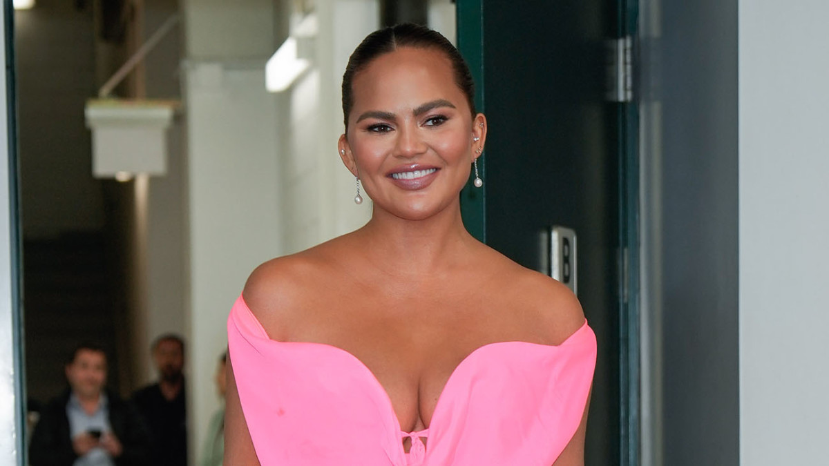 Chrissy Teigen.