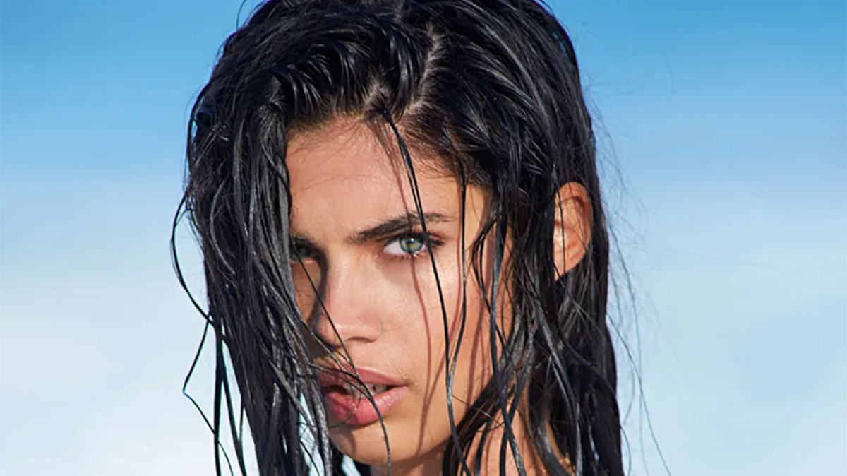 6 Colorful Looks From Sara Sampaio's SI Swim Photoshoot on the Jersey Shore  - Swimsuit