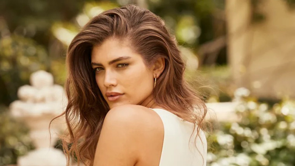 Incredible Photos Of The Beautiful Valentina Sampaio In Florida