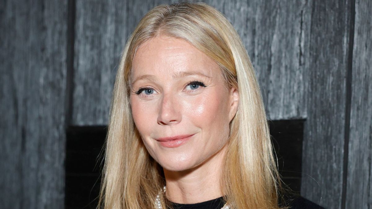 Gwyneth Paltrow Flaunts Toned Abs in White Set on the Beach - Swimsuit