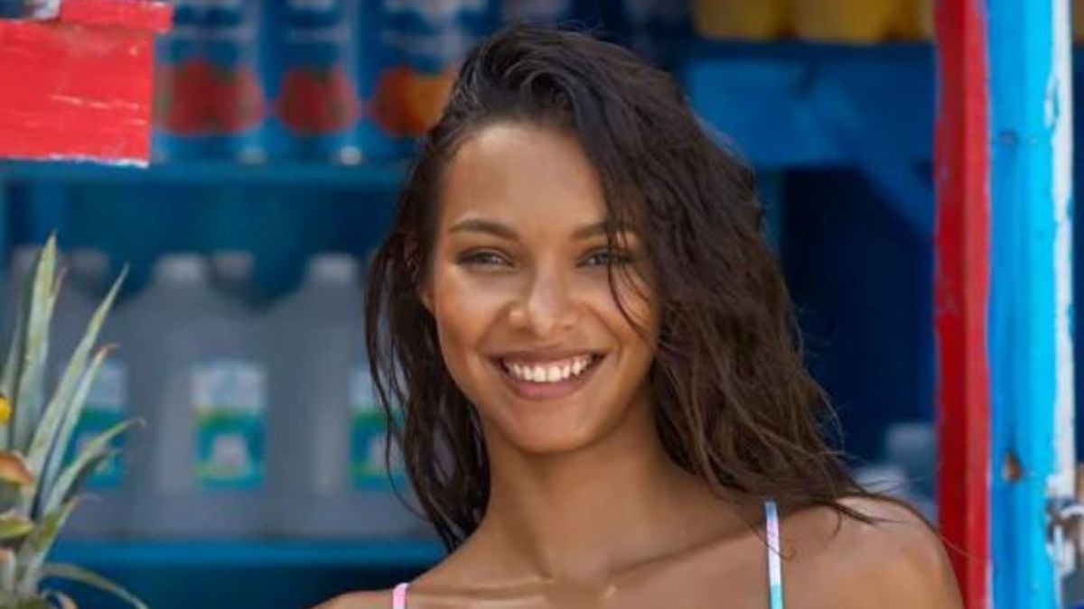 SI Swim Model Lais Ribeiro Nailed Her Neon Looks in the Bahamas - Swimsuit