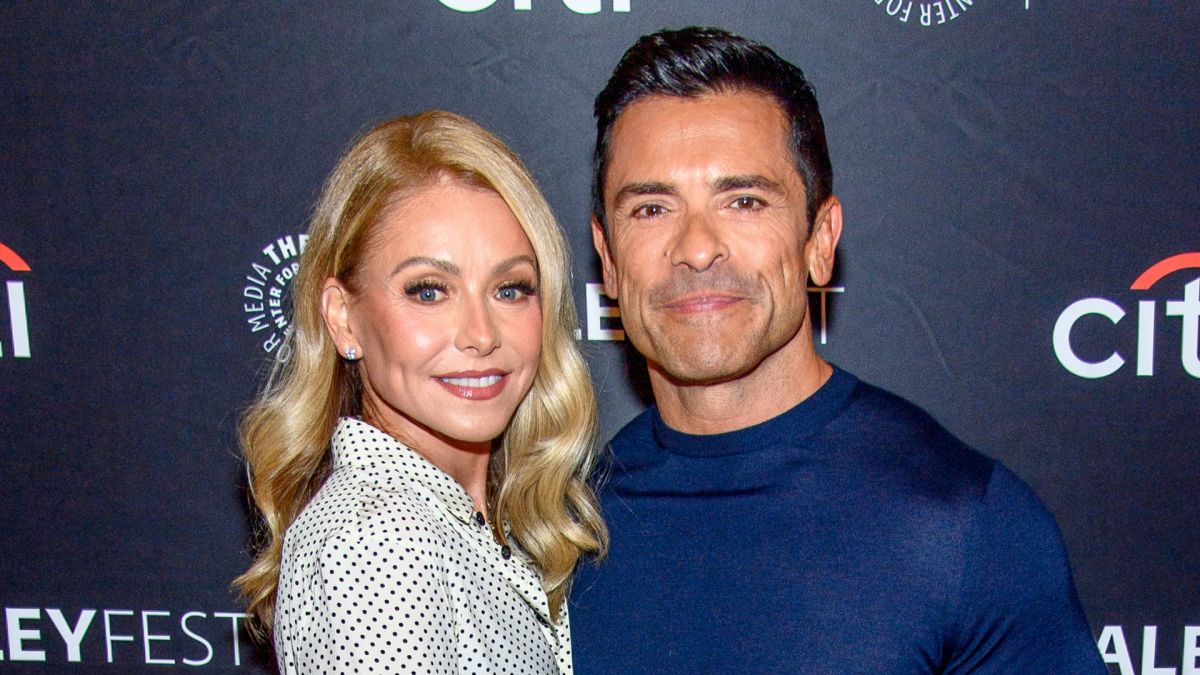 Kelly Ripa and Mark Consuelos